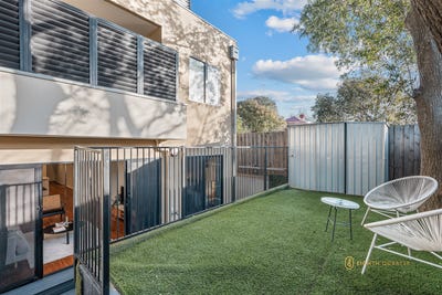 /international/au/g11-569-whitehorse-road-mitcham-vic-148626316/