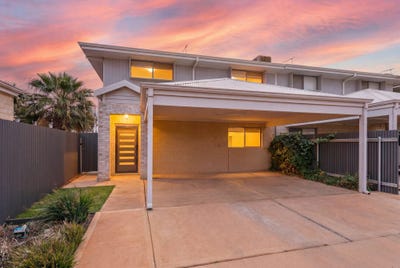 /international/au/10-9-dellar-place-south-kalgoorlie-wa-151447648/