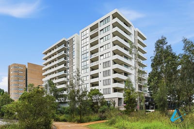 /international/au/140-32-civic-way-rouse-hill-nsw-151180360/