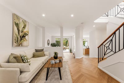 /international/au/5-28-berry-grove-menai-nsw-151188292/