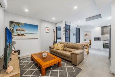 /international/au/32-9-goulburn-street-warwick-farm-nsw-148537616/