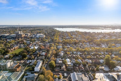 /international/au/4-18-webster-street-ballarat-central-vic-151184096/