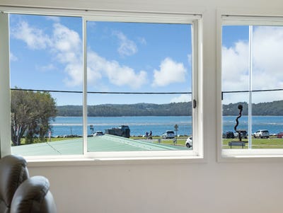 /international/au/58-beach-road-batemans-bay-nsw-150850308/