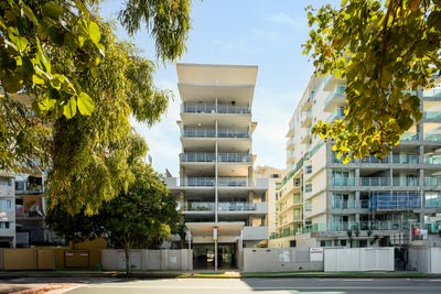 /international/au/9-83-marine-parade-redcliffe-qld-148510912/?lang=en