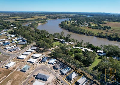 /international/au/10-bottlebrush-crescent-branyan-qld-151284068/