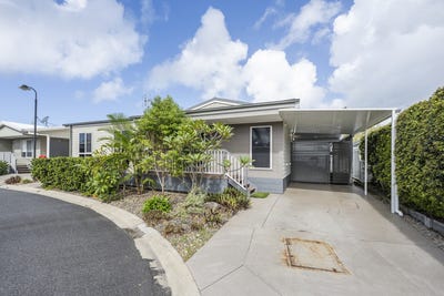 /international/au/89-36-golding-street-yamba-nsw-151125516/