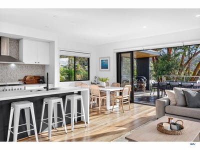 /international/au/20-clissold-street-lorne-vic-151251912/