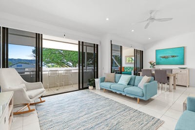 /international/au/2-26-30-macrossan-street-port-douglas-qld-151343236/