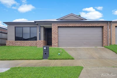 /international/au/12-western-barred-place-longwarry-vic-151339928/