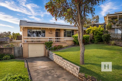 /international/au/5-manor-close-wyong-nsw-152573820/