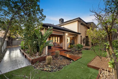 /international/au/123-middle-park-drive-sanctuary-lakes-vic-148641008/