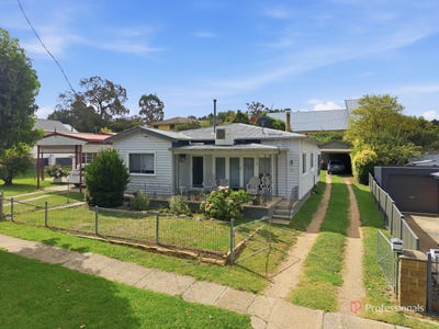 /international/au/54w-fitzroy-street-walcha-nsw-150608408/