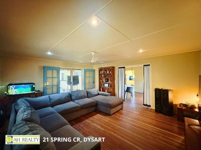 /international/au/21-spring-crescent-dysart-qld-150996016/