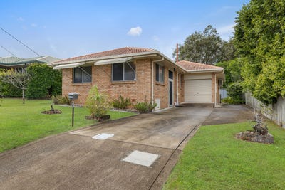 /international/au/5-wyreema-terrace-caloundra-qld-151097840/
