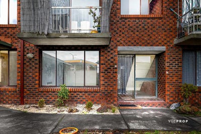 /international/au/3-20-moray-street-fawkner-vic-151559608/