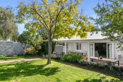 /international/au/33-boreham-street-cottesloe-wa-148086824/