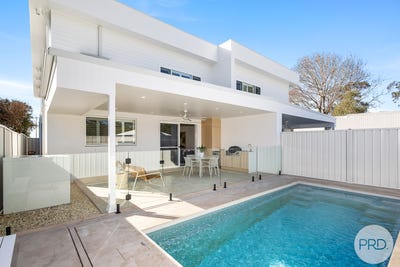/international/au/61b-government-road-nelson-bay-nsw-151501432/