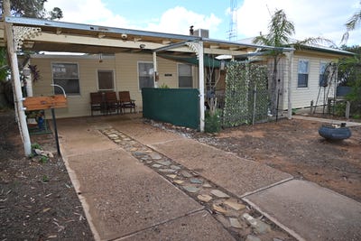 /international/au/1-tenth-street-morgan-sa-151506068/