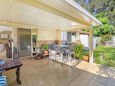 /international/au/12-174-galleon-way-currumbin-waters-qld-151915308/