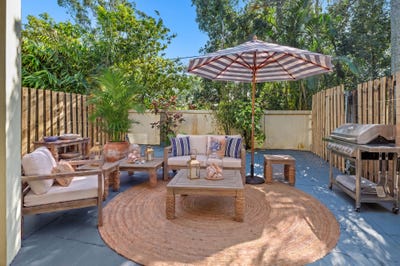 /international/au/3-96-98-slatyer-avenue-bundall-qld-151487376/