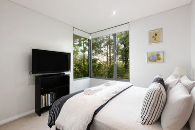 /international/au/213-22-24-ben-lexcen-robina-qld-148160828/