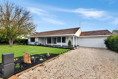 /international/au/19-breen-street-gunnedah-nsw-151391944/