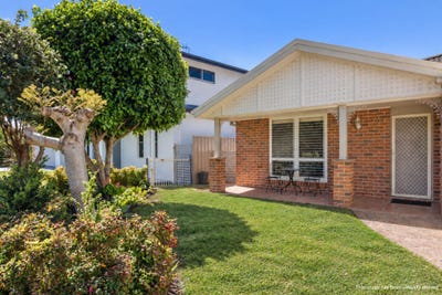 /international/au/1-137-rocky-point-road-fingal-bay-nsw-152520504/