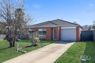 /international/au/32-gungurru-close-calala-nsw-152225996/