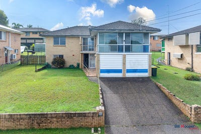 /international/au/34-tandanya-street-mansfield-qld-151344080/