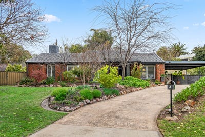 /international/au/4-jade-court-happy-valley-sa-151320280/