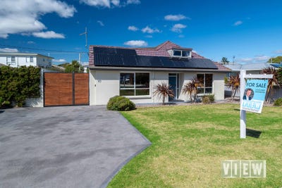 /international/au/10-esplanade-turners-beach-tas-150607380/