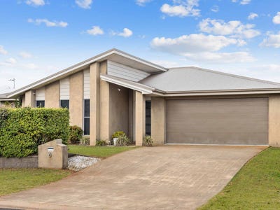 /international/au/8-fallon-drive-middle-ridge-qld-151529356/
