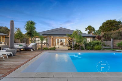 /international/au/8-banyan-street-st-andrews-beach-vic-148012572/