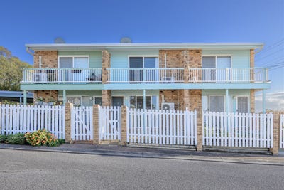 /international/au/2-15-ann-street-south-gladstone-qld-152565908/