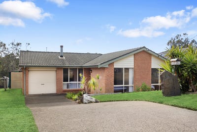 /international/au/64-kurrawa-drive-kioloa-nsw-148600464/