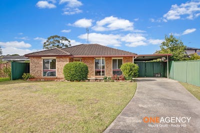/international/au/48-solander-drive-st-clair-nsw-148427152/