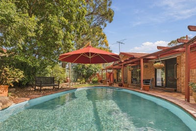 /international/au/5-marydale-court-carindale-qld-152485912/