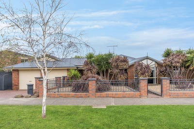 /international/au/47-mulquiney-crescent-highton-vic-152559492/