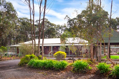 /international/au/143-erin-court-muckleford-vic-151418264/