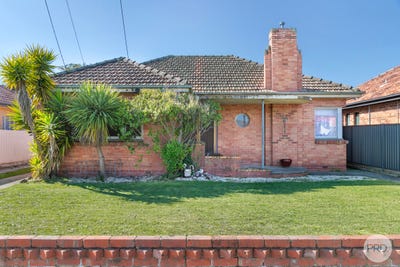 /international/au/14-iris-avenue-wendouree-vic-152468472/