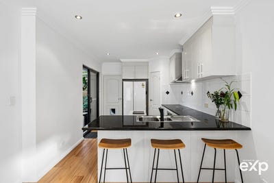 /international/au/c-16-wadhurst-street-balga-wa-151400644/