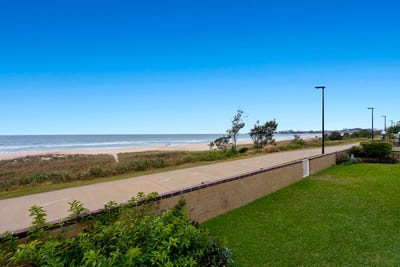 /international/au/5-355-golden-four-drive-tugun-qld-148535672/