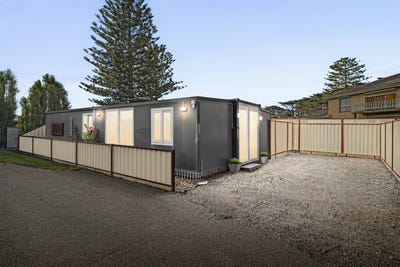 /international/au/12-656-o-connors-road-werribee-south-vic-151375856/