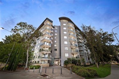 /international/au/117-77-northbourne-avenue-turner-act-150692056/