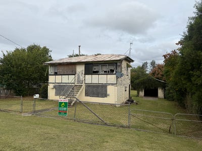 /international/au/13-stephens-street-east-murgon-qld-151334508/