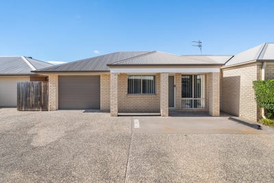 /international/au/5-98-main-street-westbrook-qld-151560768/