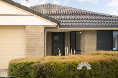 /international/au/8-grassdale-crescent-morayfield-qld-152577520/