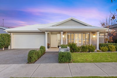 /international/au/126-coastside-drive-armstrong-creek-vic-148334472/