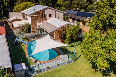 /international/au/4-moore-street-mackay-qld-151484344/