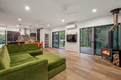 /international/au/90-94-bambling-road-boyland-qld-148404544/